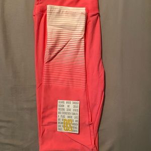 LuLaRoe OS Breast Cancer Leggings. NWT